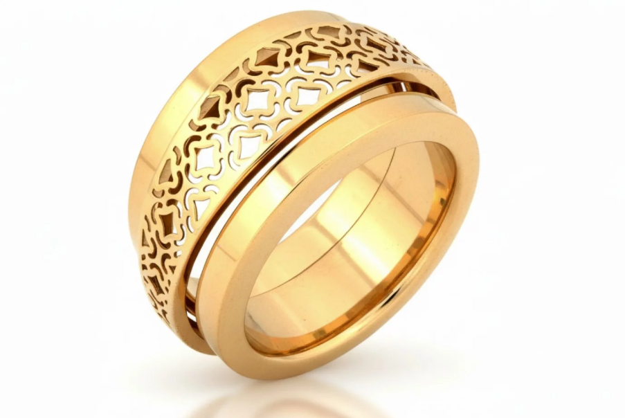 Zlatý prsteň so vzorom v orientálnom štýle – spojenie elegancie, originality a tradičného remesla v jednom šperku.