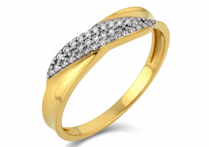 Elegantný zlatý prsteň s jemne zakrivenou líniou a žiarivým osadením kameňov